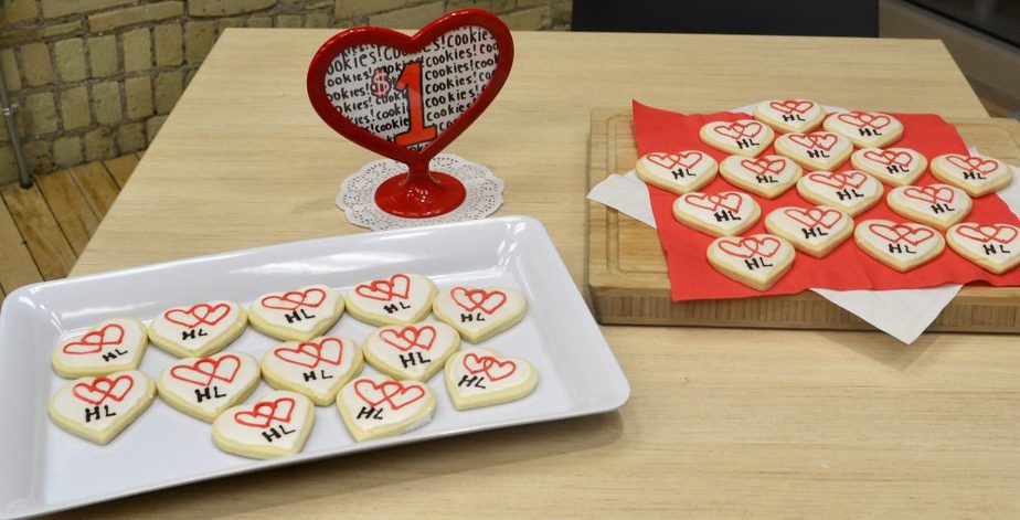 HeartLinks decorated cookies